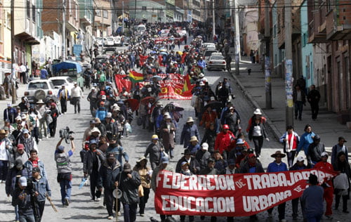 BoliviaPress 7 de abril 2002