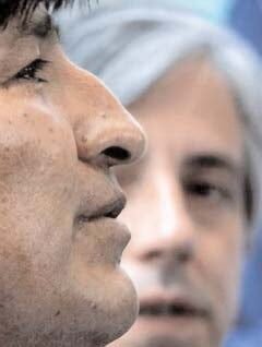 BoliviaPress Febrero 2006: Asamblea Constituyente: propuesta del gobierno de Ley de Convocatoria excluye la representación indígena