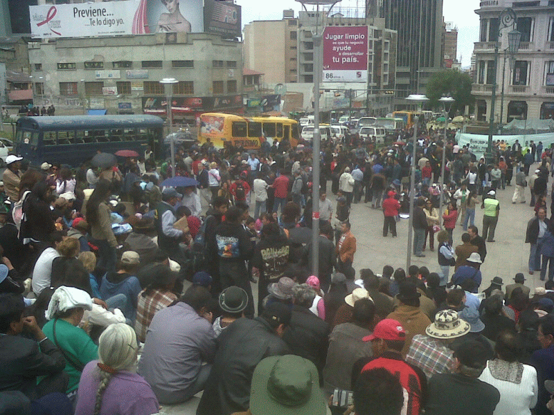 Resolución del noveno día de vigilia en la plaza San Fransisco