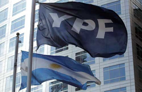 La nacionalización de YPF (I): “Nuestras empresas” y la “seguridad jurídica” (OMAL, 17-04-12)