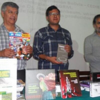 los_tres