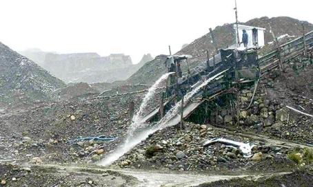 Minería de en río Suches, Bolivia. Foto: La República