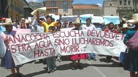 CAJAMARCA: 17 HERIDOS EN PROTESTAS CONTRA CONGA