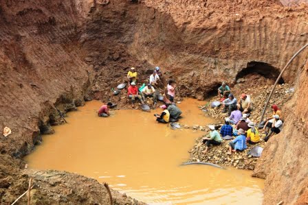 Ley-minera-deja-sin-chance-el-control-medioambiental-